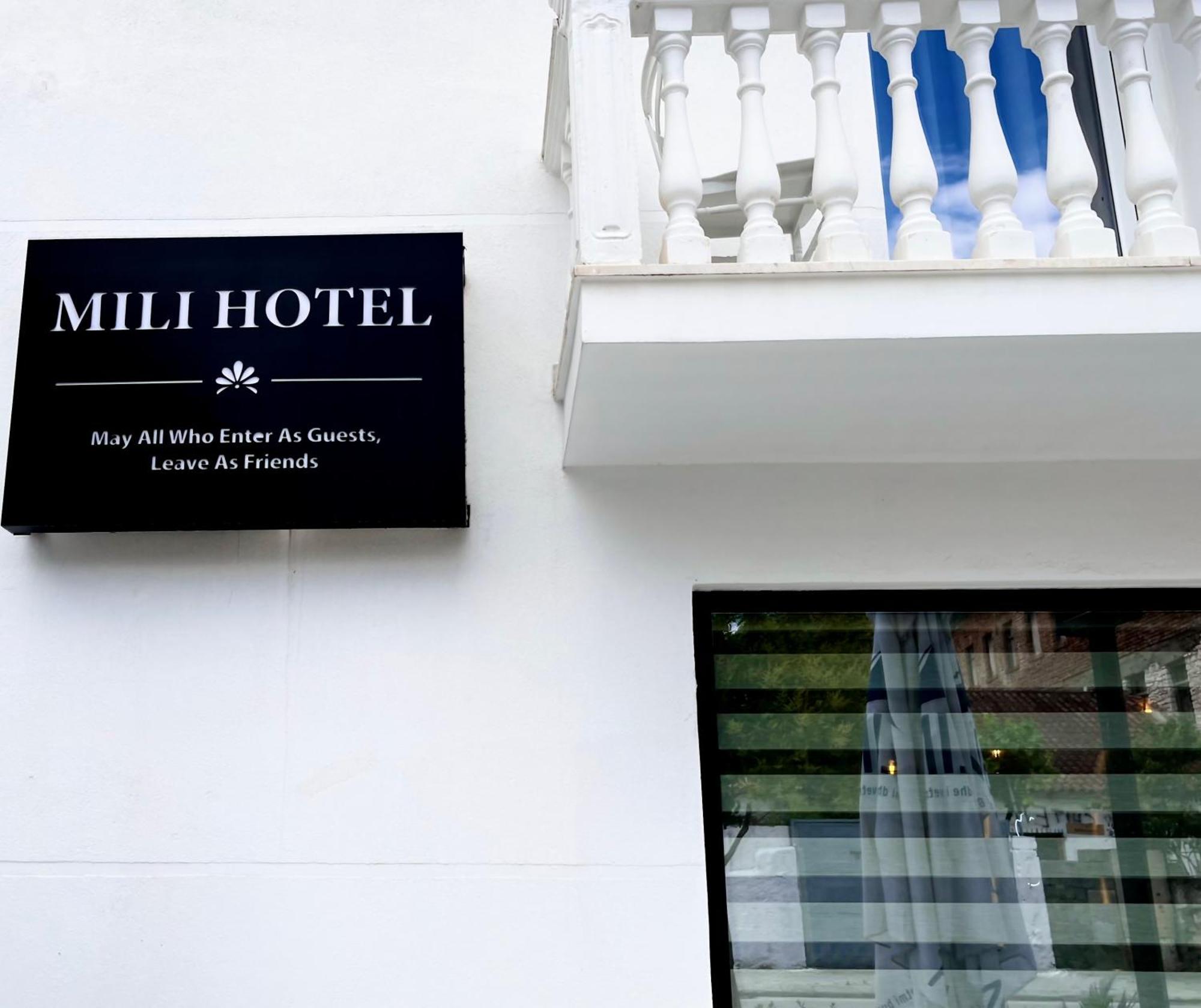 Mili Hotel Berat Extérieur photo