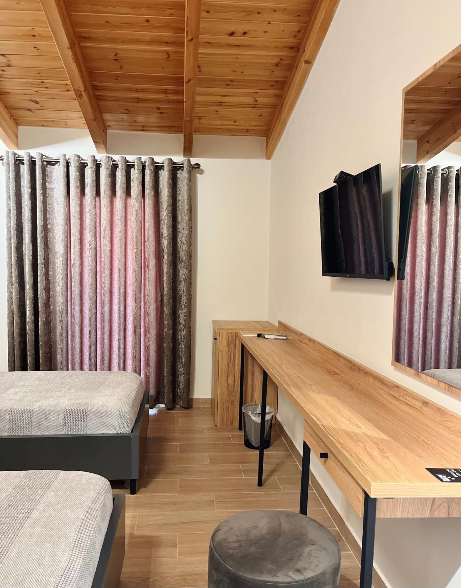 Mili Hotel Berat Extérieur photo
