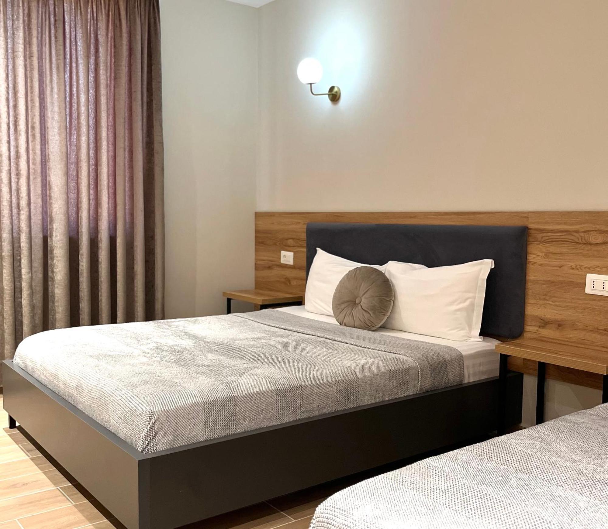 Mili Hotel Berat Extérieur photo