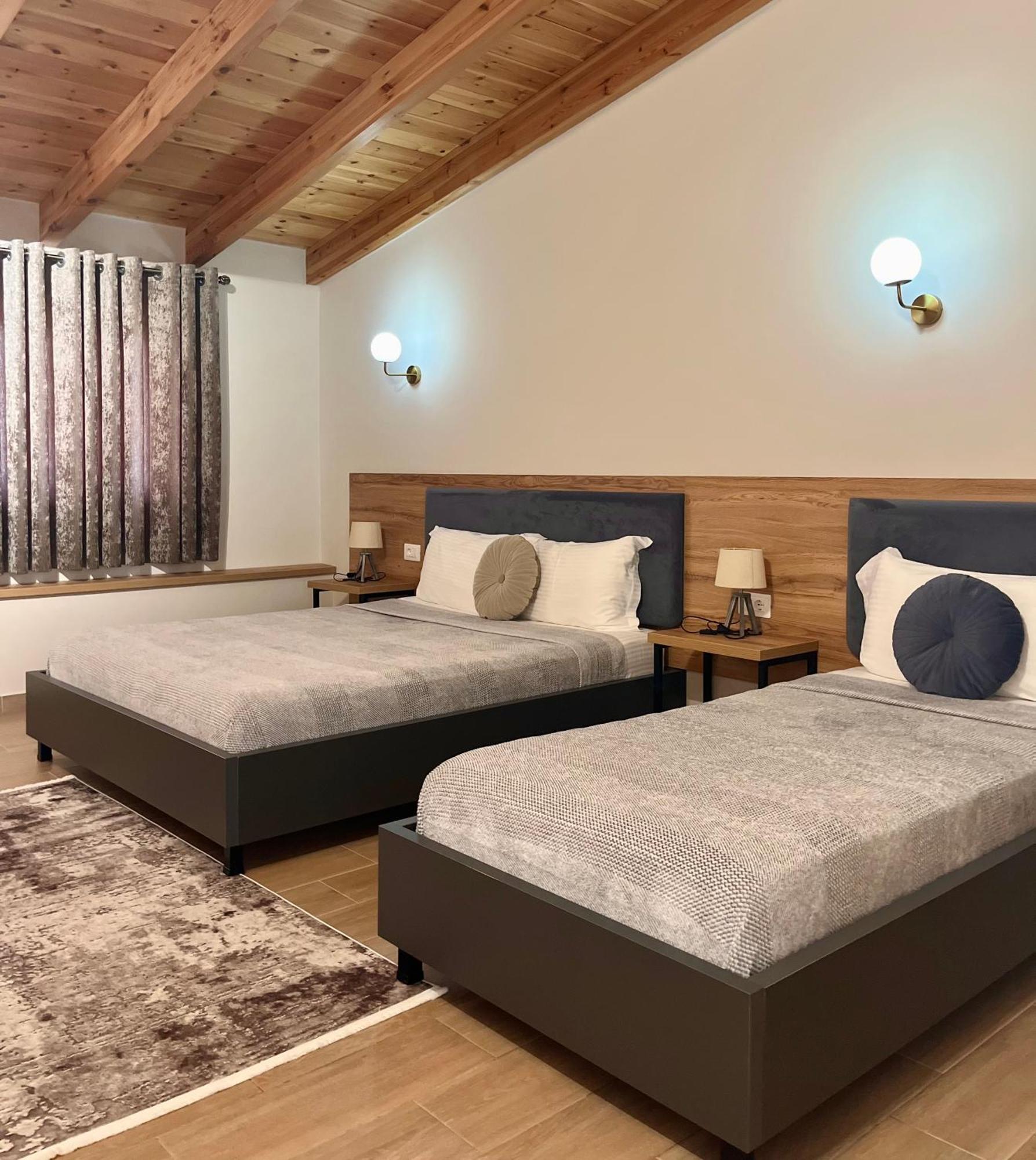 Mili Hotel Berat Extérieur photo